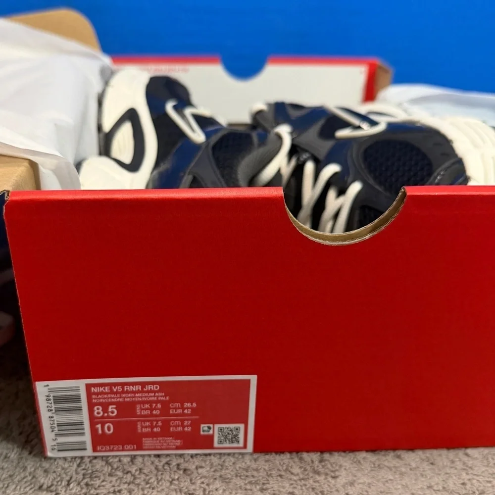 Nike v5 Rnr jackie robinson day Brand new